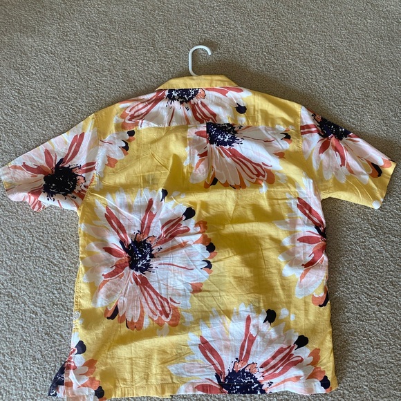 Men’s Abercrombie and Fitch Yellow Floral shirt - Picture 4 of 4